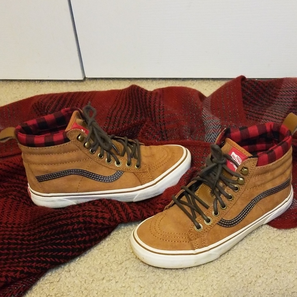 Vans: 3M scotchgard (waterproof)